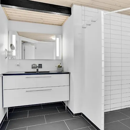 Holiday home Awesome In Hjorring With Wifi *